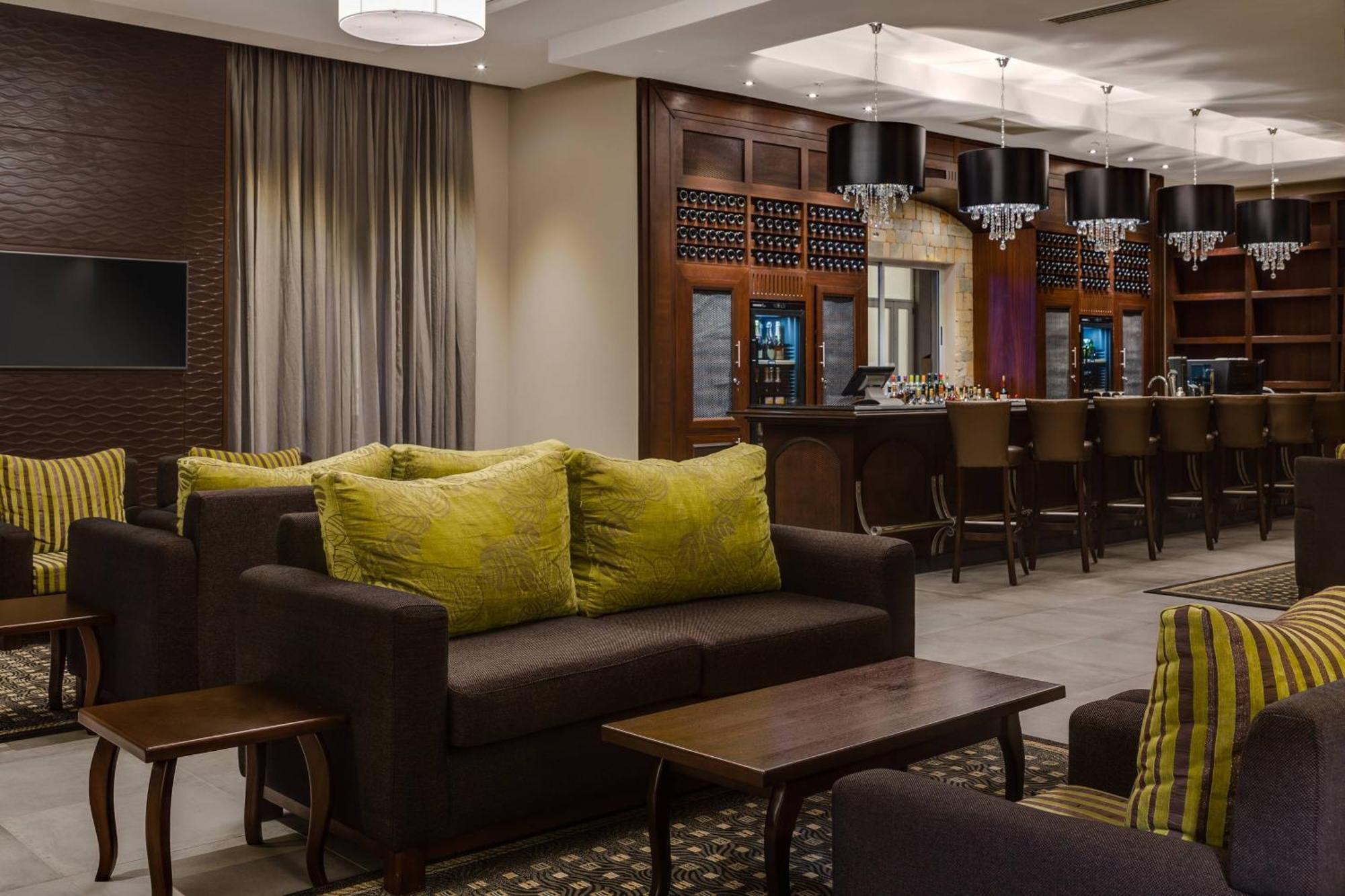 Protea Hotel By Marriott Owerri Select Екстер'єр фото