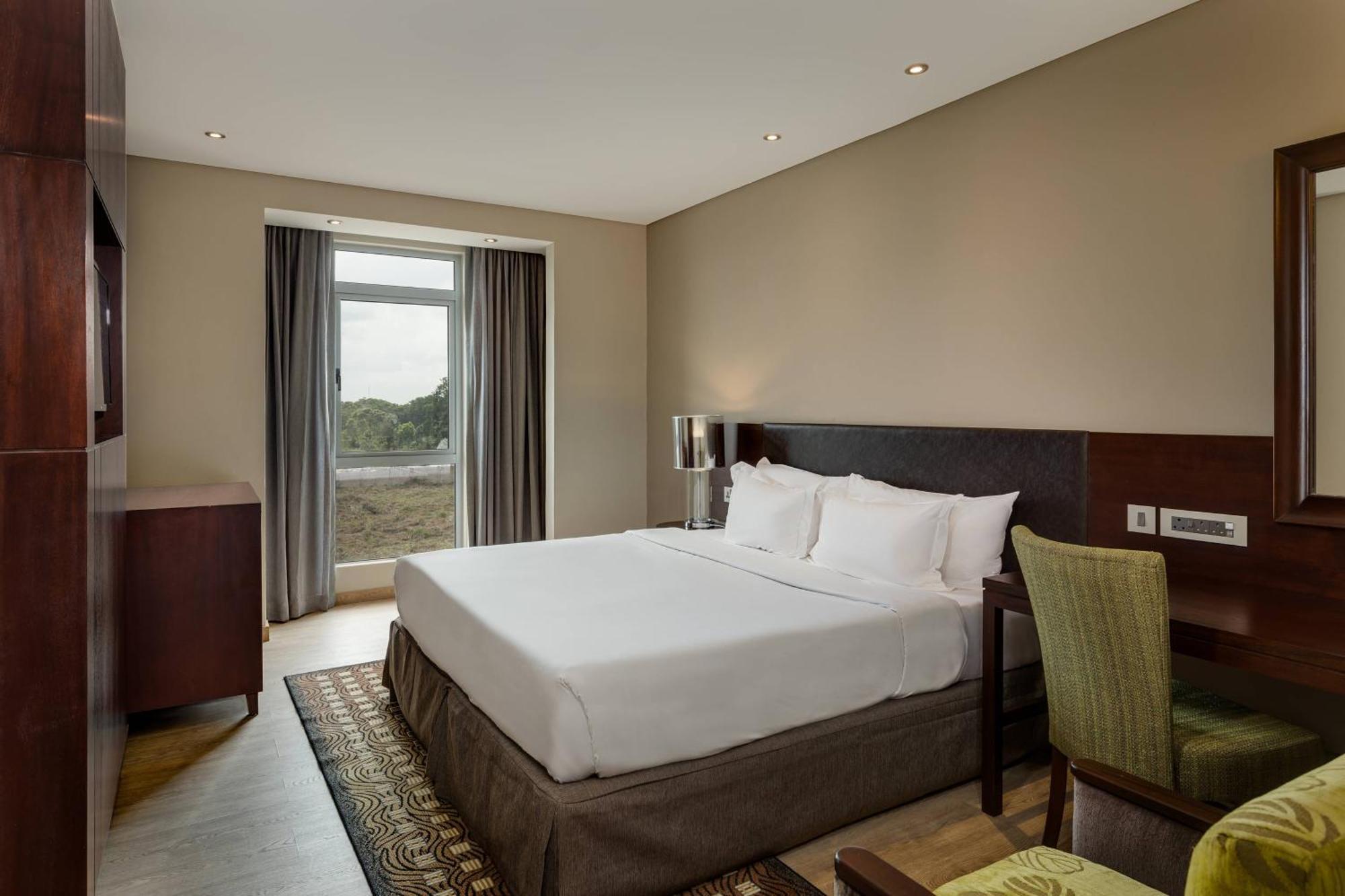 Protea Hotel By Marriott Owerri Select Екстер'єр фото